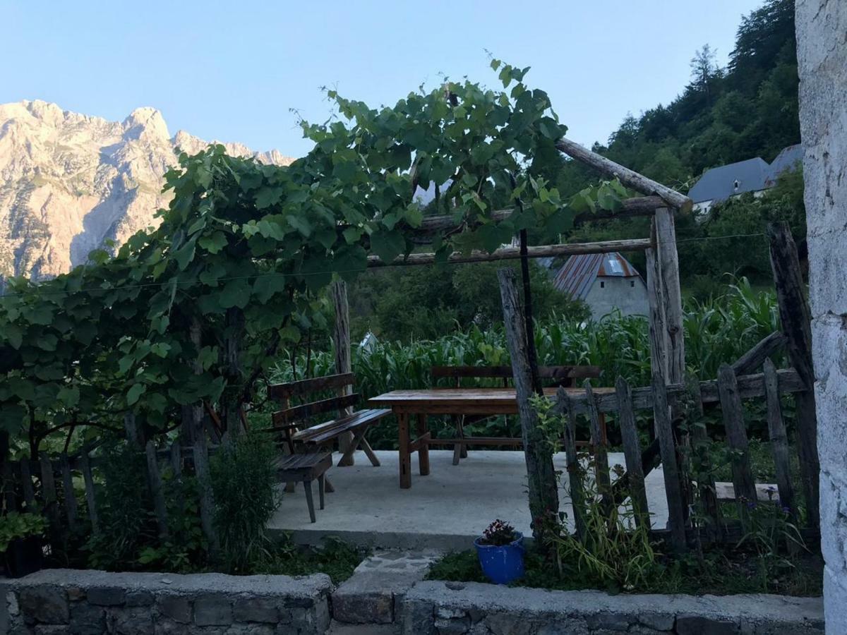 Marash Rrgalla Guesthouse Theth Luaran gambar